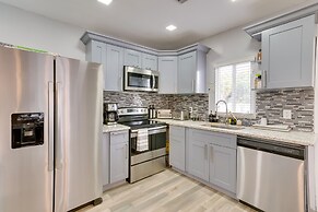 West Palm Beach Getaway - 3 Mi to Beaches!