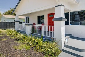 West Palm Beach Getaway - 3 Mi to Beaches!