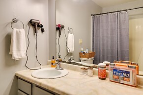 Charming Gatlinburg Home: Pets & Families Welcome!