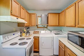 Charming Gatlinburg Home: Pets & Families Welcome!