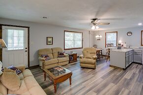 Charming Gatlinburg Home: Pets & Families Welcome!