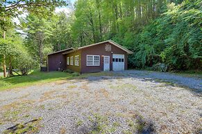 Charming Gatlinburg Home: Pets & Families Welcome!