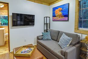 Adorable A-frame Cabin, Steps to Lake Cushman!