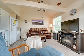 Branson Vacation Rental w/ Loft ~ 4 Mi to Downtown