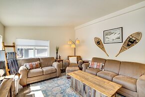 Riverfront Home w/ Deck, Near Mount Rainier!