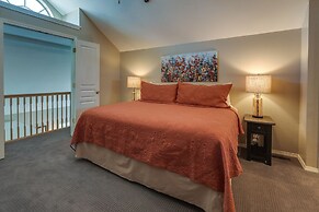 Branson Vacation Rental w/ Pools & Hot Tub!