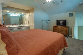 Branson Vacation Rental w/ Pools & Hot Tub!