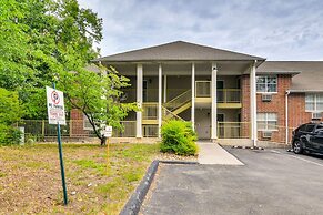 Modern Branson Condo on Thousand Hills Golf Course