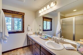 Luxury Home in Suncadia Hot Tub + Fire Pit!