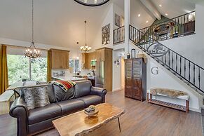 Unwind in Cle Elum: Hot Tub & Cozy Fireplace!