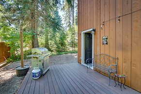 Unwind in Cle Elum: Hot Tub & Cozy Fireplace!