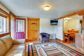 Secluded Stonewall Cabin w/ Mountain View!