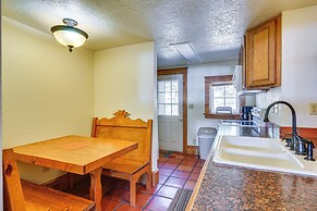 Secluded Stonewall Cabin w/ Mountain View!