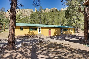 Secluded Stonewall Cabin w/ Mountain View!