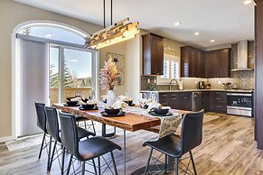 8 Mi to Keystone: Home w/ Hot Tub in Dillon