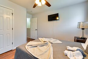 Charlotte Home ~ 9 Mi to Bank of America Stadium!