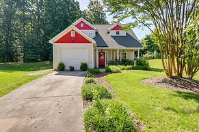 Charlotte Home ~ 9 Mi to Bank of America Stadium!