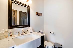 Mtn Views & Fireplace: Stunning Dillon Townhome!