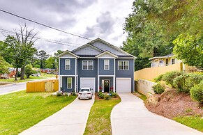 Charlotte Getaway w/ Yard - 3 Mi to Uptown!