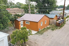 Quaint Cody Cottage w/ Grill: Walk to Downtown!