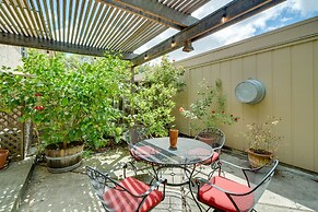 Sunny San Jose Townhome - Family Friendly!