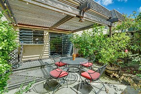 Sunny San Jose Townhome - Family Friendly!