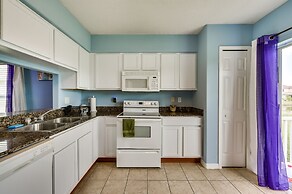 Sunny Wesley Chapel Home ~ 2 Mi to Epperson Lagoon