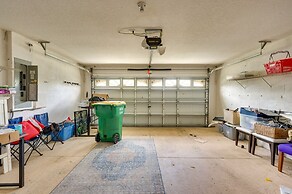 Sunny Wesley Chapel Home ~ 2 Mi to Epperson Lagoon