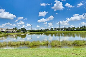 Sunny Wesley Chapel Home ~ 2 Mi to Epperson Lagoon