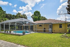 Palm Coast Escape: Screened Lanai, Saltwater Pool!