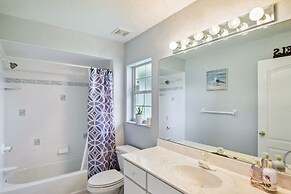 Palm Coast Escape: Screened Lanai, Saltwater Pool!