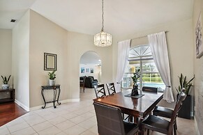 Palm Coast Escape: Screened Lanai, Saltwater Pool!