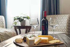 1 Mi to Dtwn: Cozy Retreat in Golden, CO!