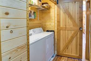 Private Hot Tub & Pond: Conifer Log Cabin