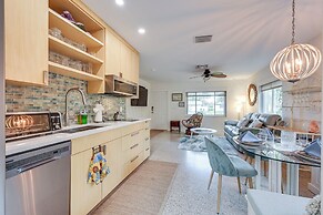 Sunny Florida Escape w/ Patio, Grill & Fire Pit!