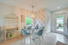 Sunny Florida Escape w/ Patio, Grill & Fire Pit!