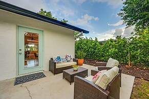 Sunny Florida Escape w/ Patio, Grill & Fire Pit!