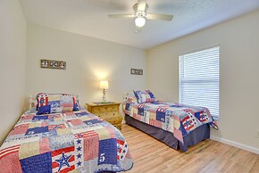 Bradenton Vacation Rental Home: Patio & Backyard