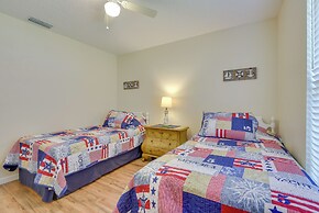 Bradenton Vacation Rental Home: Patio & Backyard