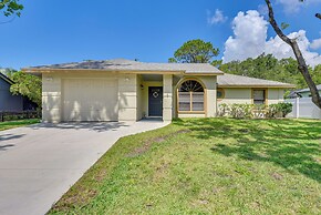 Bradenton Vacation Rental Home: Patio & Backyard