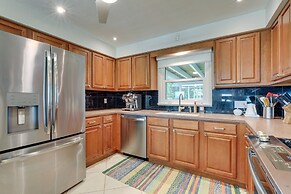 Palmetto Waterfront Vacation Rental w/ Boat Dock!