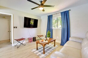 Palmetto Escape w/ Balcony - Walk to Marina!