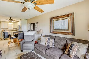 Walk to Beaches: Myrtle Beach Condo w/ Balcony!