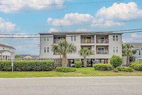 Walk to Beaches: Myrtle Beach Condo w/ Balcony!