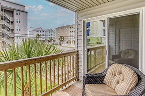 Walk to Beaches: Myrtle Beach Condo w/ Balcony!