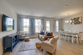 Golf Getaway w/ Pool Access in North Myrtle Beach