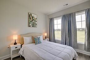 Golf Getaway w/ Pool Access in North Myrtle Beach
