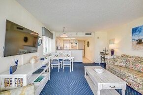 2 Mi to Barefoot Landing: Condo w/ Beach Access!