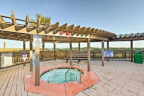 Walk to Coast: North Myrtle Beach Condo w/ Pool!
