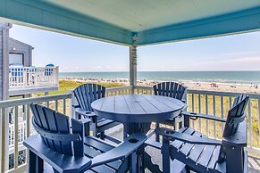 North Myrtle Beach Retreat: Beach Chairs Included!
